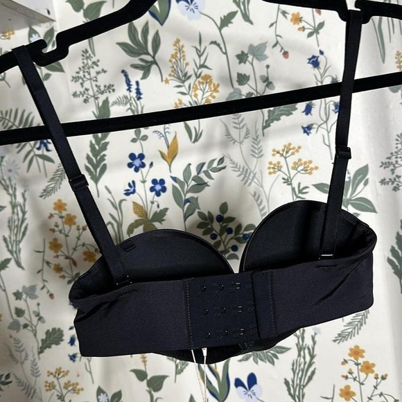 SKIMS ULTIMATE Collection PUSH-UP STRAPLESS BRA BLACK NWT 34A - Picture 5 of 6
